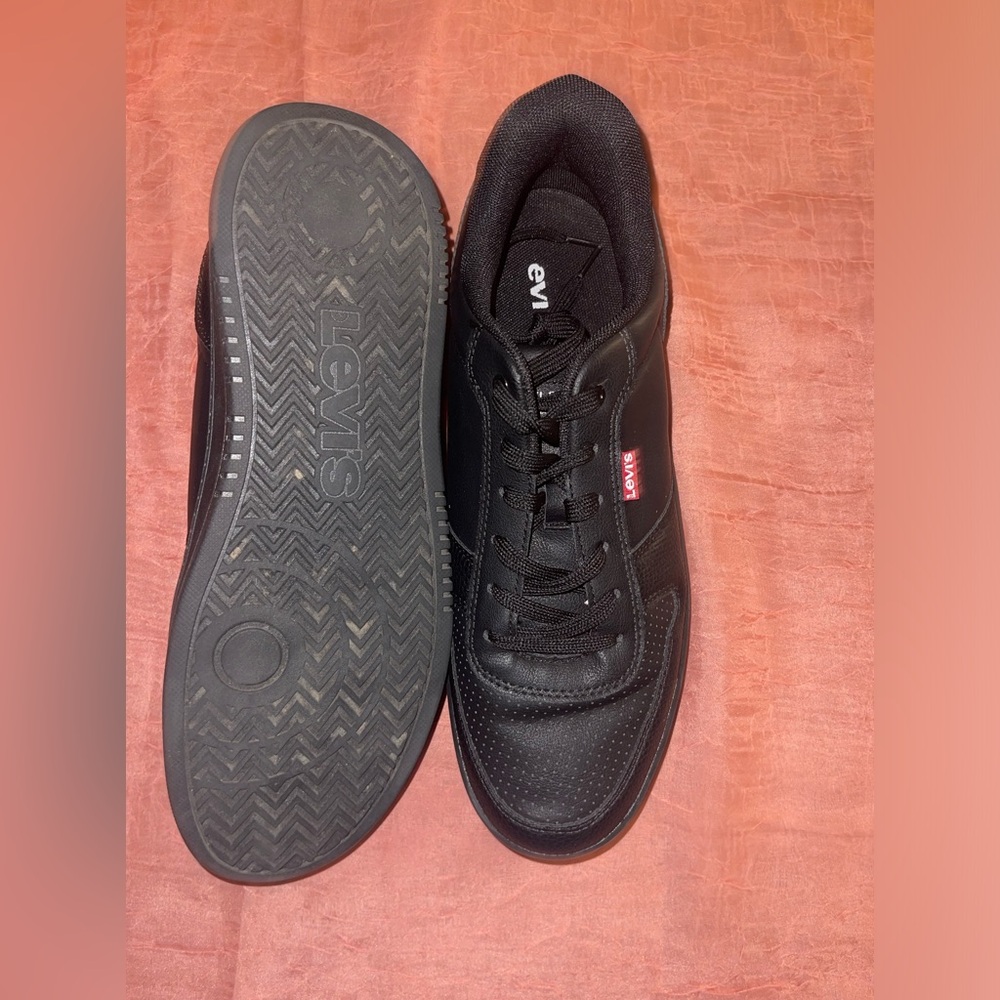 Men’s Levi’s shoes